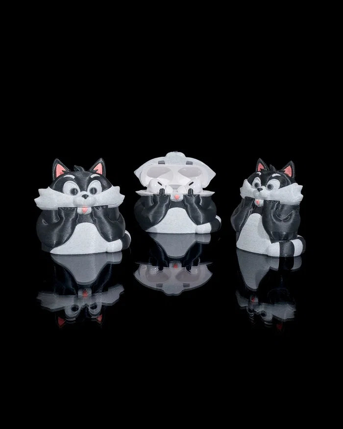 PunKitty - AirPods Case & Holder