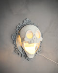 Skull Cameo – Wall Lamp
