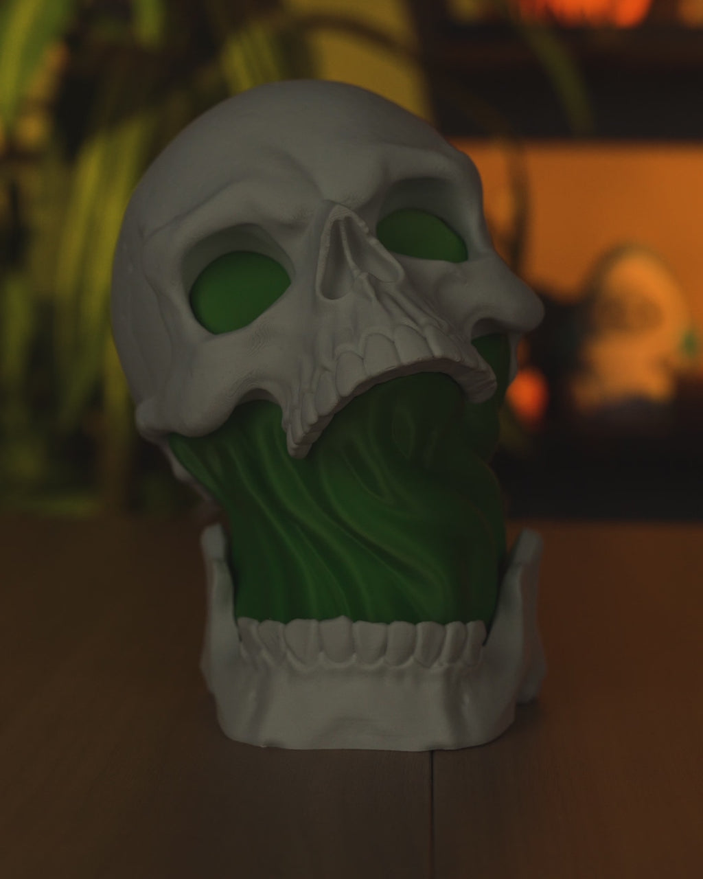 Skull Gut – Table Lamp